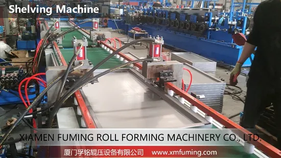 Rollformmaschine für Regalprofile